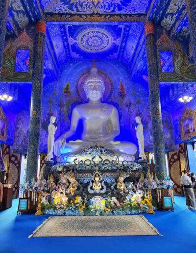 Wat Rong Suea Ten - der blaue Tempel (Chiang Rai)