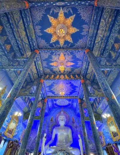 Wat Rong Suea Ten - der blaue Tempel (Chiang Rai)