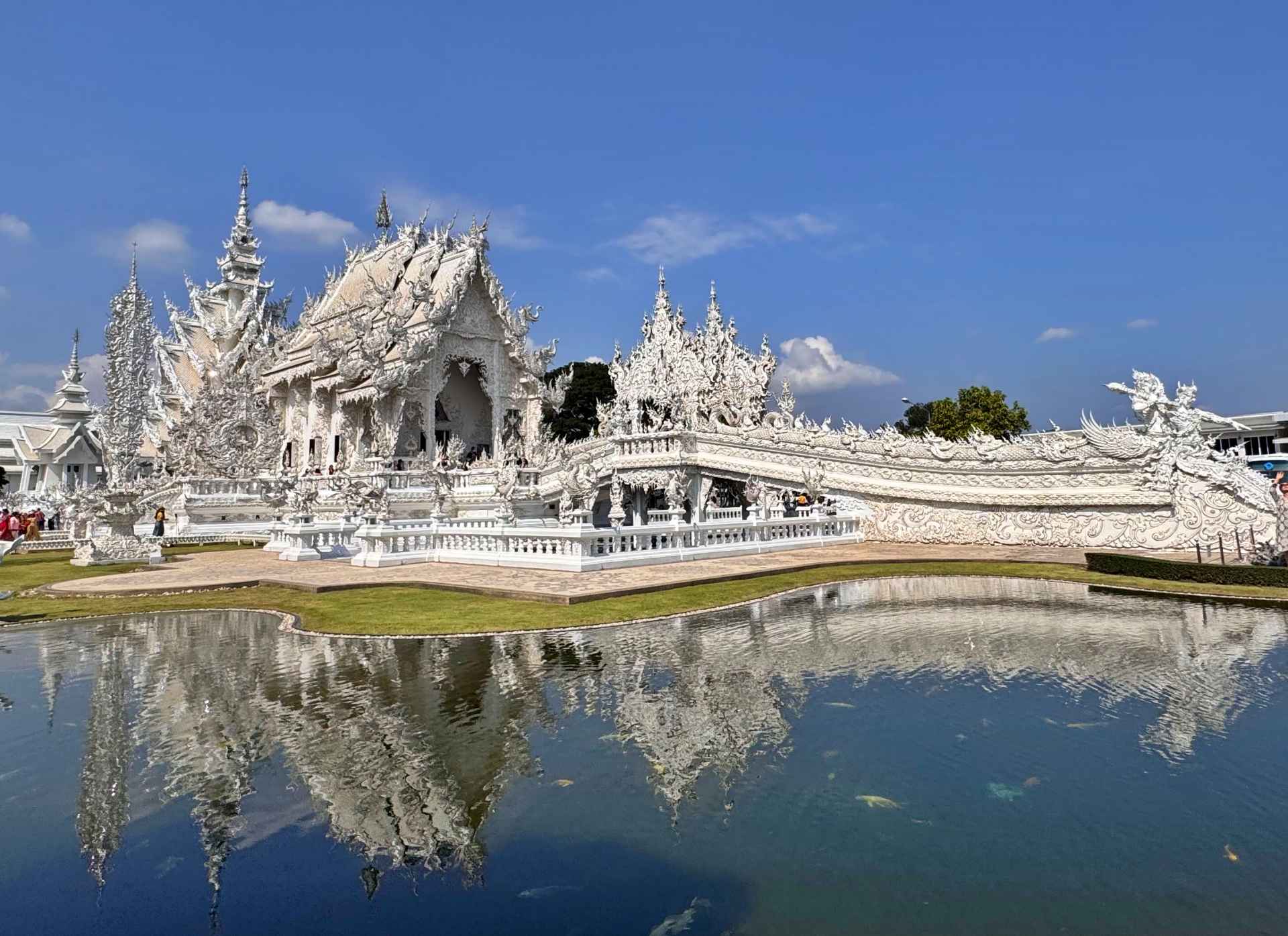 Chiang Rai Header 3 Tage Chiang Rai: Einzigartige Tempel, Natur und Street Food ...
