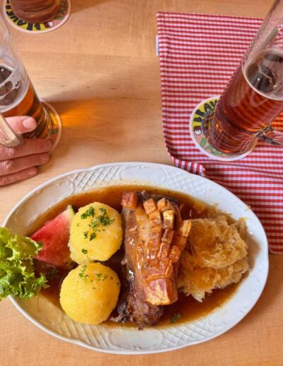 Bierwanderung - Bier und Schäuferla beim Fässla